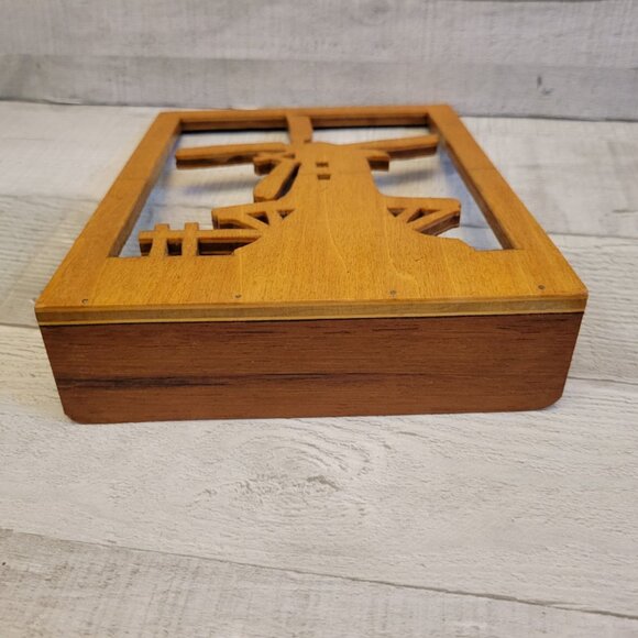 Handcrafted Wooden Windmill Thermometer - Picture 6 of 9